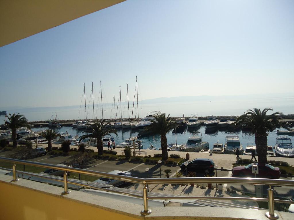Villa Grgo Apartments Tučepi Rom bilde