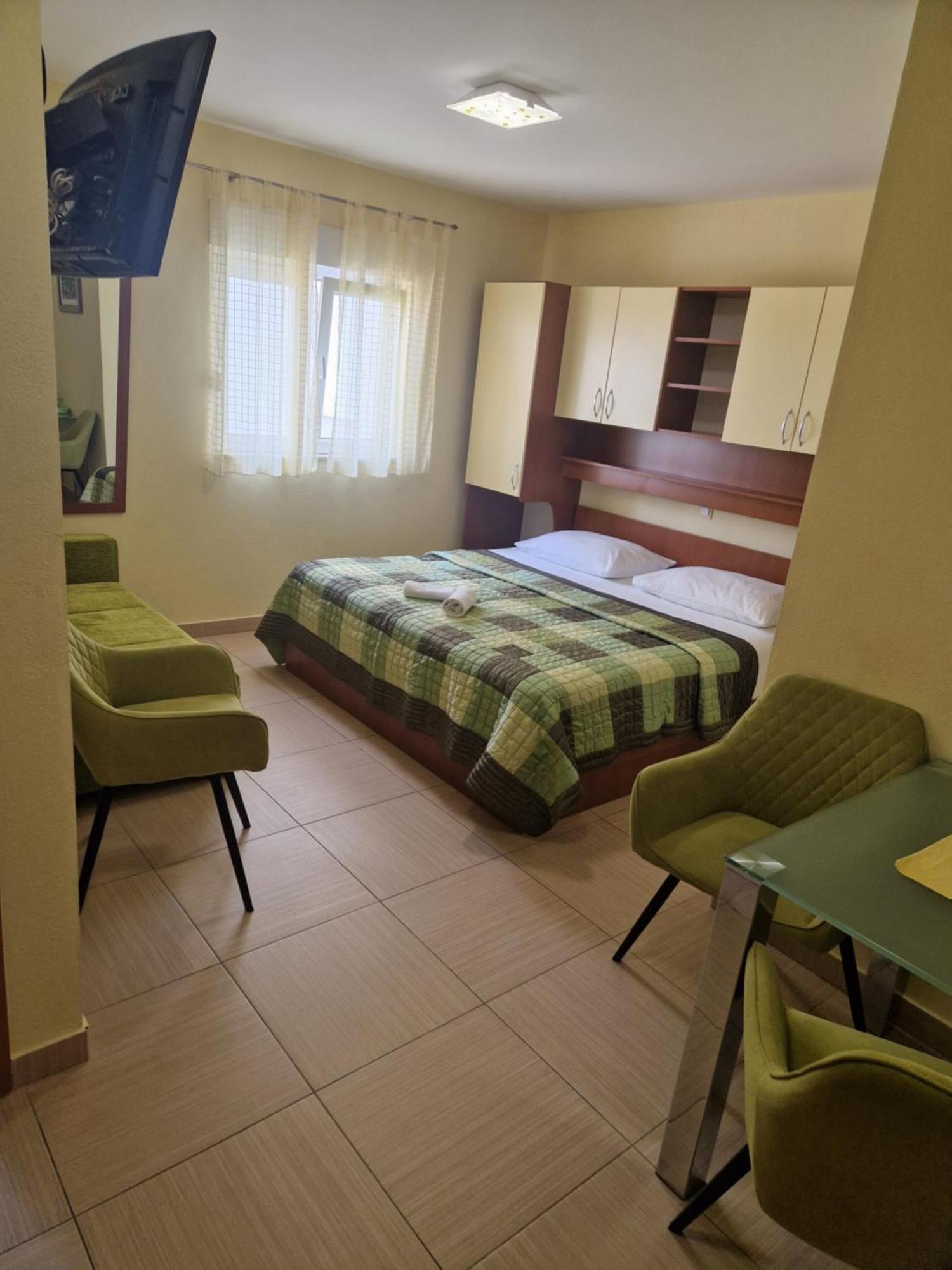 Villa Grgo Apartments Tučepi Eksteriør bilde