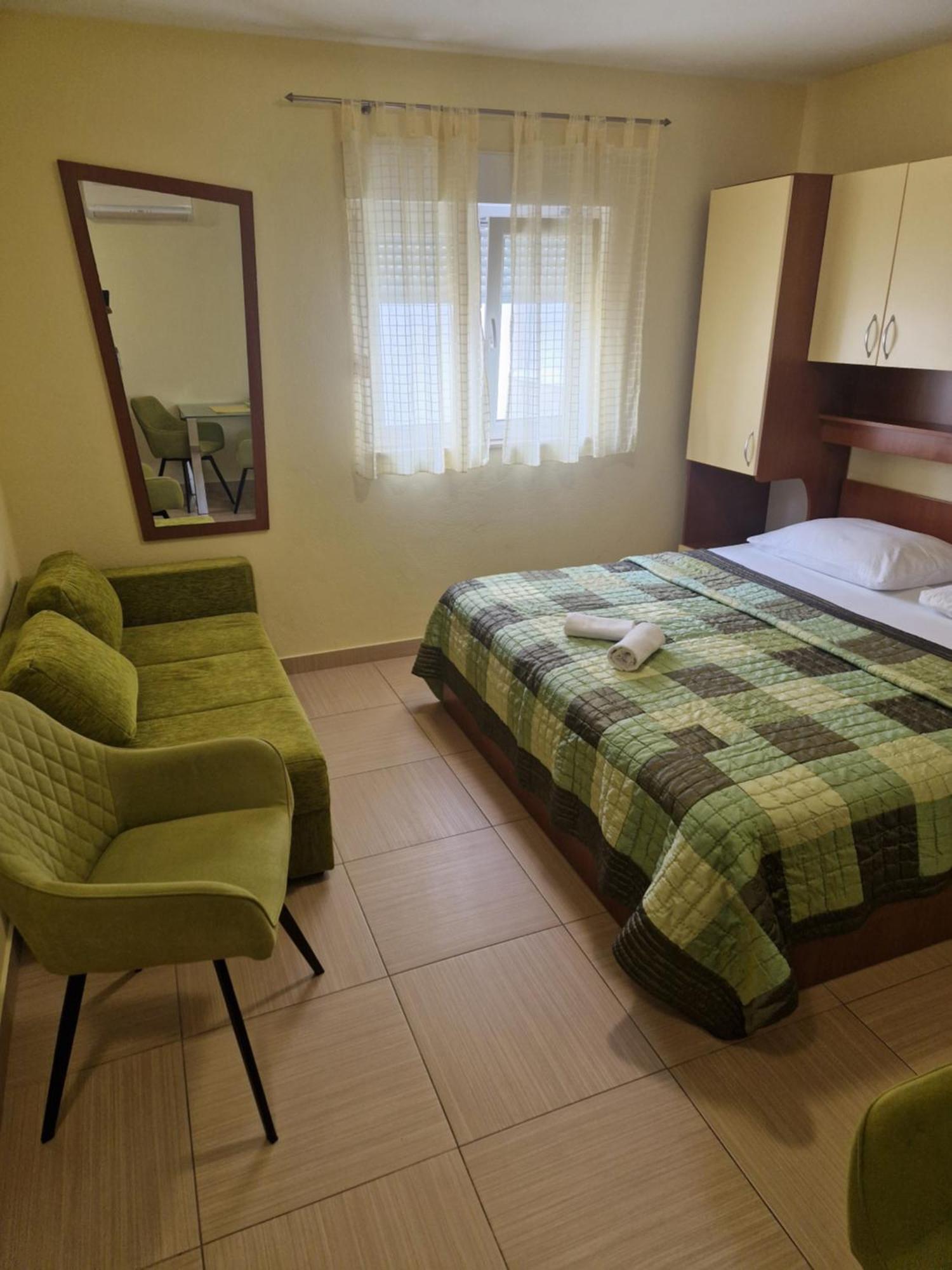 Villa Grgo Apartments Tučepi Eksteriør bilde