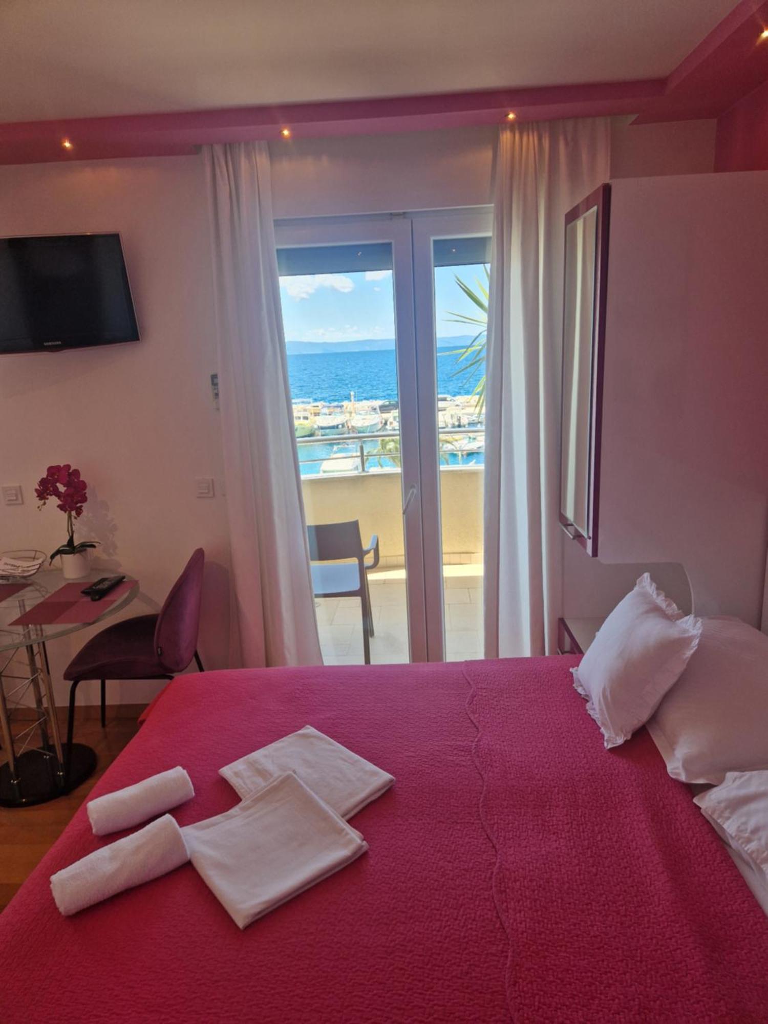 Villa Grgo Apartments Tučepi Eksteriør bilde